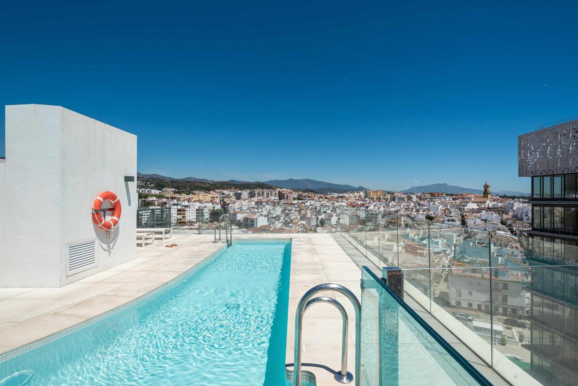 Selecta Roof Pool 3 *